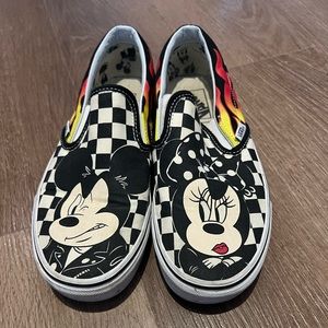2018 Disney Mickey and Minnie Mouse checkered Vans